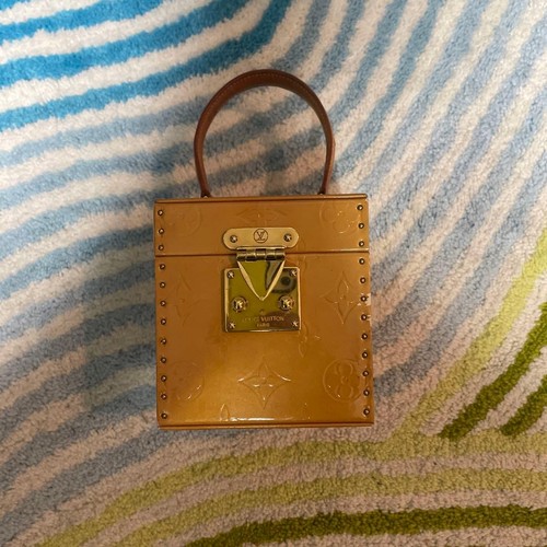 Louis vuitton m91002 - louis,