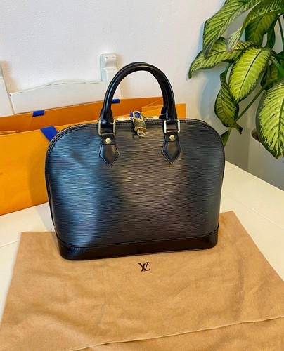 Louis vuitton alma leather - alma, pm